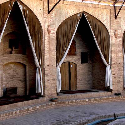 یگانه کاروانسرای مدور ایران 